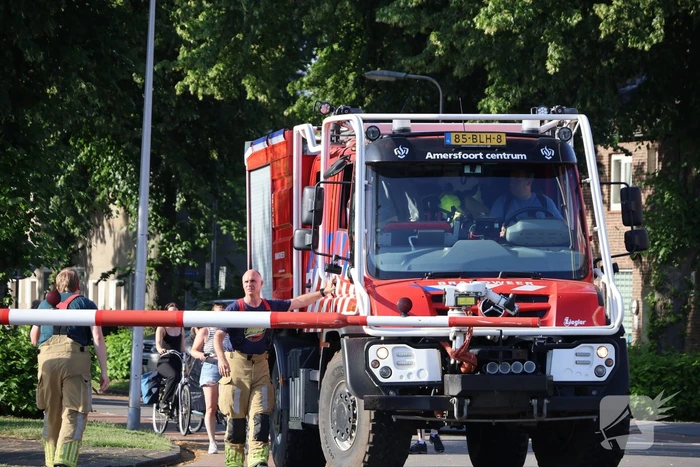 Brandweer moet brug koelen wegens storing door hitte