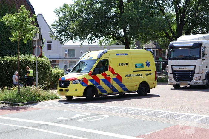Vrouw met rollator aangereden door vrachtwagen
