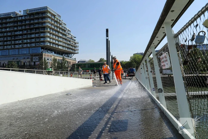 Gemeente voert koeling uit bij bruggen