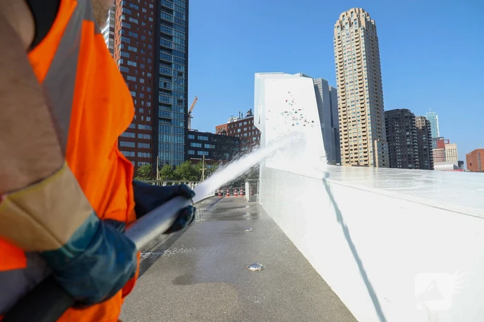 Gemeente voert koeling uit bij bruggen