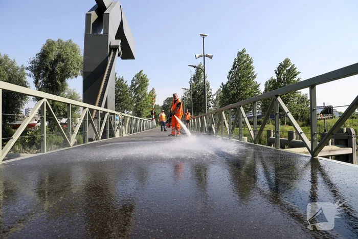 Gemeente voert koeling uit bij bruggen