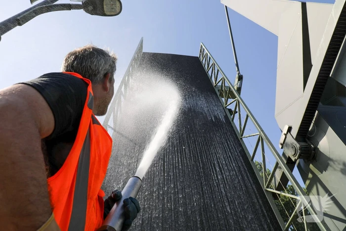 Gemeente voert koeling uit bij bruggen