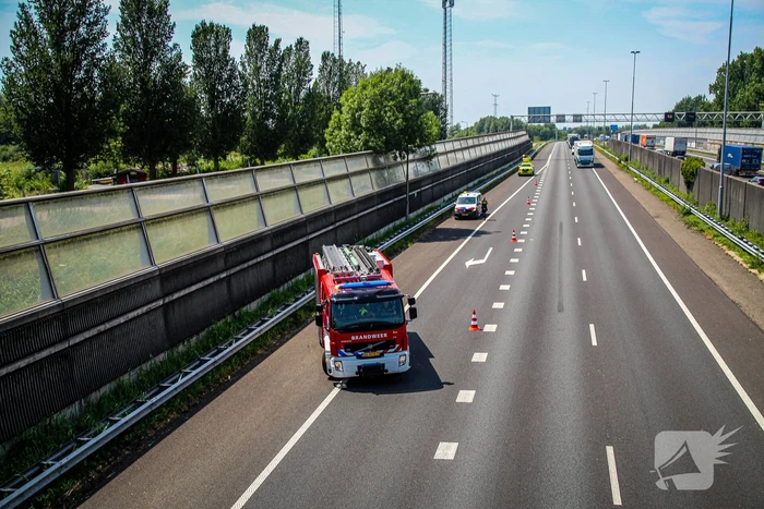 Oververhitte vrachtwagen leidt tot verkeershinder