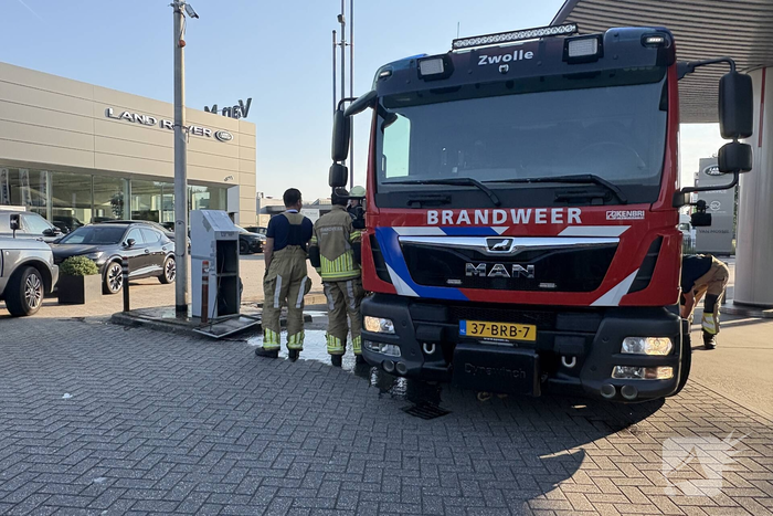 Brand in bandenspanningsapparaat blust snel