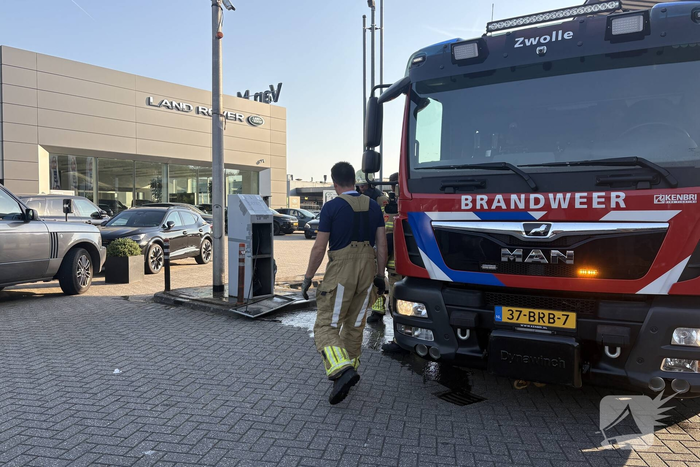 Brand in bandenspanningsapparaat blust snel