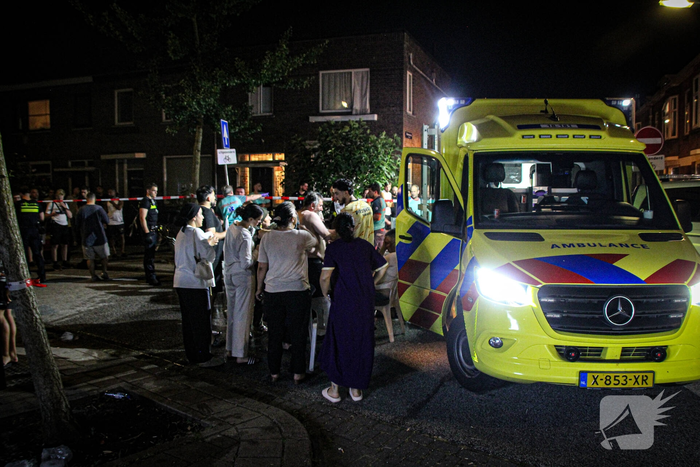 Meerdere slachtoffers door pepperspray, politie valt woning binnen