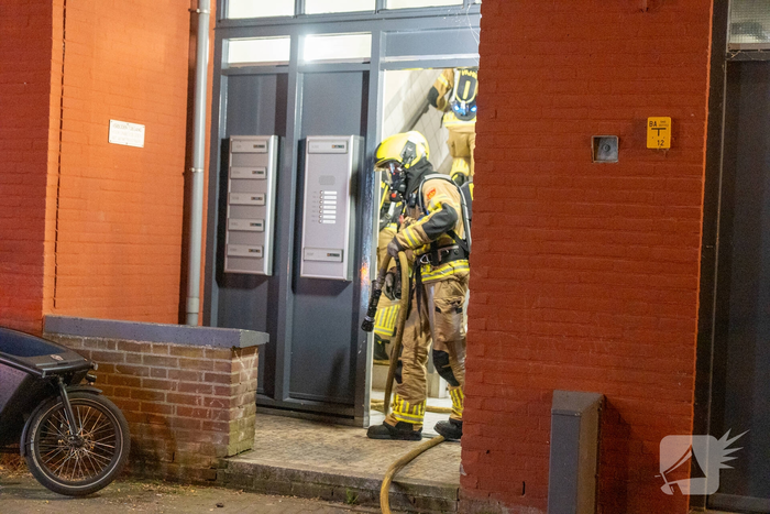 Brand in badkamer snel onder controle