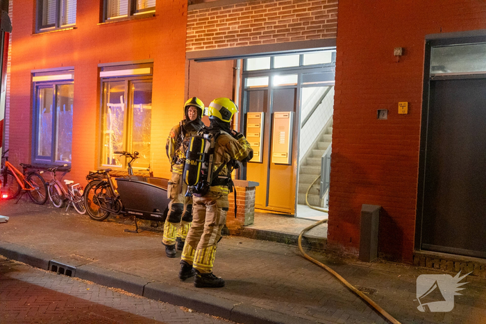 Brand in badkamer snel onder controle