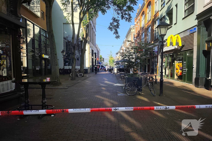 Gewonde en aanhoudingen na steekpartij