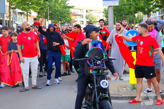 Marokkaanse supporters vieren WK-zege op Nederland