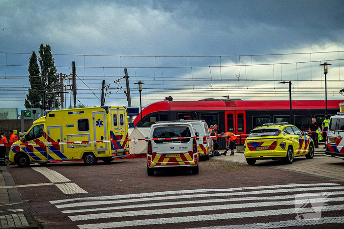 Ongeval bij spoorwegovergang zorgt voor grote hulpverlening