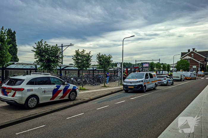 Ongeval bij spoorwegovergang zorgt voor grote hulpverlening