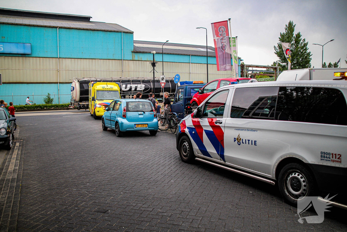 Kind op fiets aangereden door automobilist