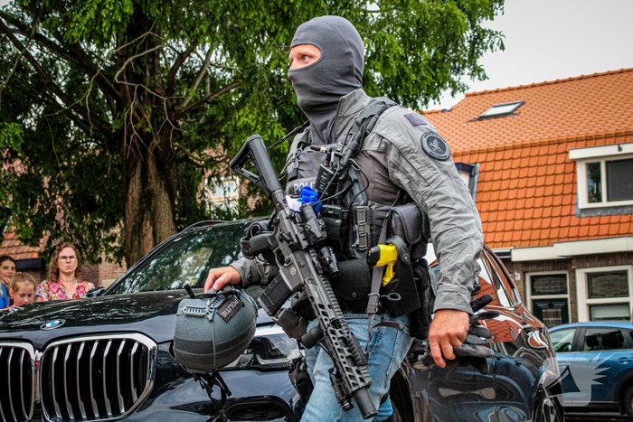 Veel gewonden en doden bij grootschalige oefening in oude brandweerkazerne, DSI arresteert schutters