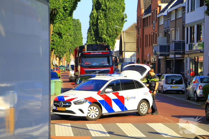 Meisje aangereden door vrachtwagen op rotonde