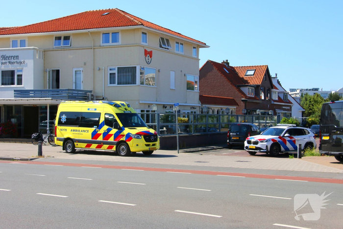 Fietser gewond bij botsing met personenauto