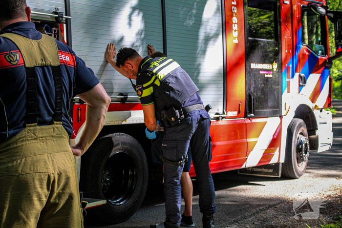Brandweer houdt verdachte aan na brandstichting