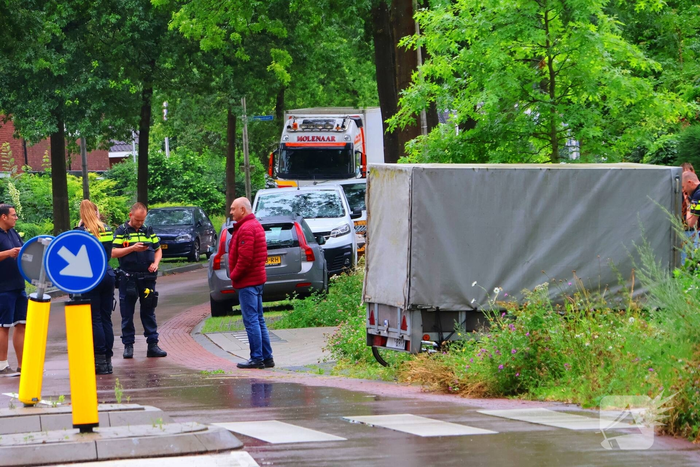 Fietser gewond bij aanrijding met losgeschoten aanhanger