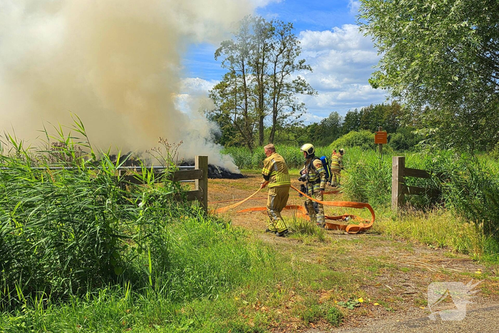 Grote rookontwikkeling door buitenbrand