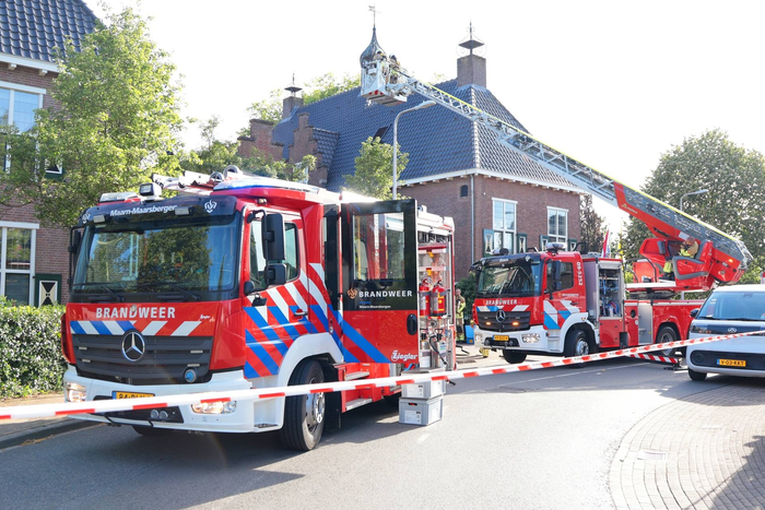 Brand in gemeentehuis vergt grote inzet brandweer
