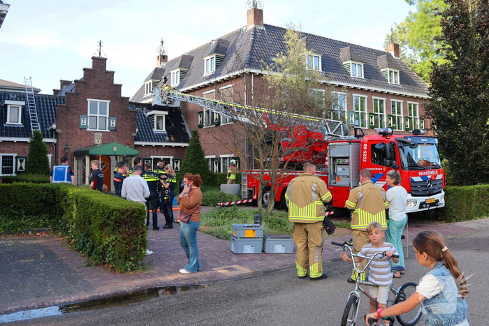 Brand in gemeentehuis vergt grote inzet brandweer
