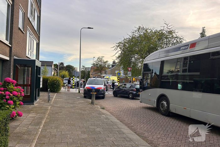 Fietser ernstig gewond bij aanrijding op kruising