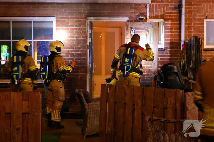 Brandweer ingezet na explosie bij woning