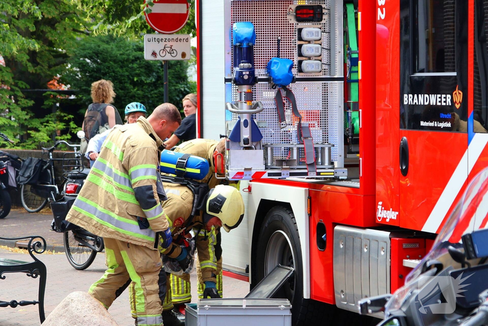 Brandweer in actie wegens gaslekkage tijdens sloopwerkzaamheden