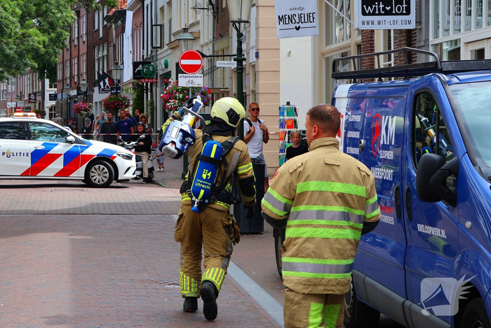 Brandweer in actie wegens gaslekkage tijdens sloopwerkzaamheden