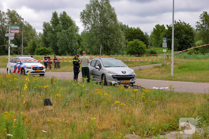 Fietser ernstig gewond na aanrijding met auto