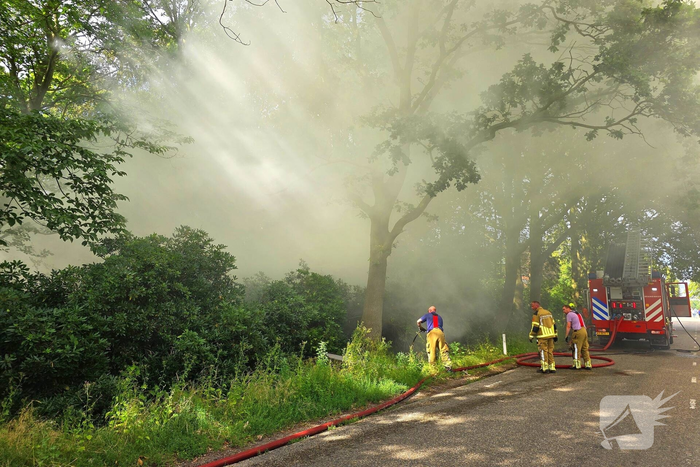 Veel rookontwikkeling bij brand in bosgebied