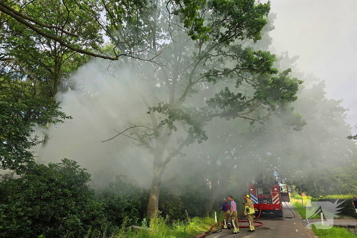Veel rookontwikkeling bij brand in bosgebied