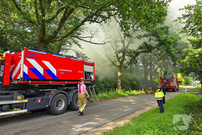 Veel rookontwikkeling bij brand in bosgebied