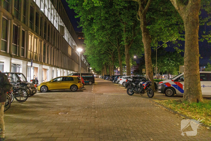 Steekincident in flat leidt tot gewonde en arrestatie
