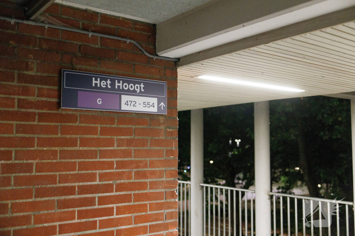 Steekincident in flat leidt tot gewonde en arrestatie
