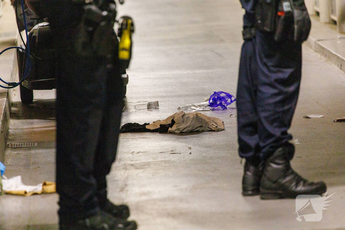 Steekincident in flat leidt tot gewonde en arrestatie