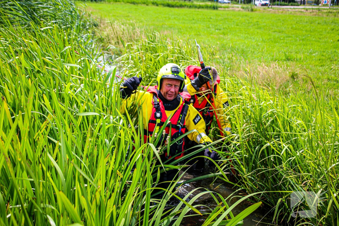 Brandweer zoekt naar slachtoffer na vondst scooter