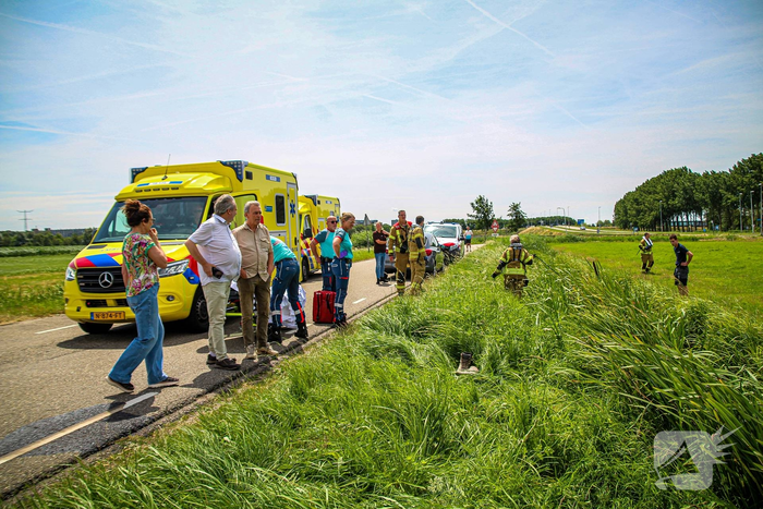 Brandweer zoekt naar slachtoffer na vondst scooter