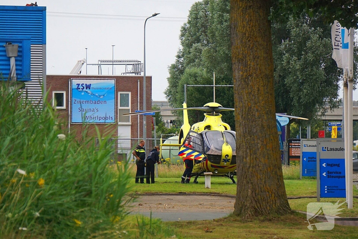 Scooterijder gewond bij aanrijding met auto