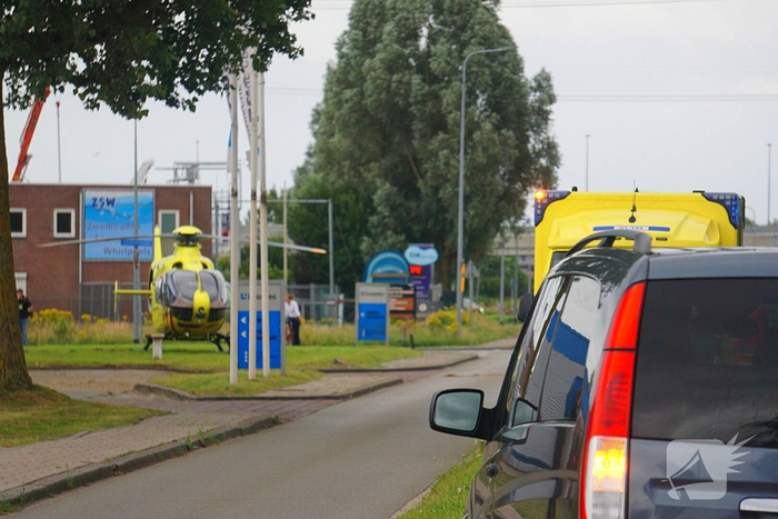 Scooterijder gewond bij aanrijding met auto