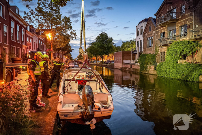 Persoon ernstig gewond na ongeval met boot