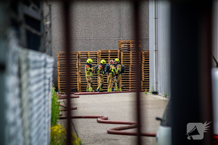 Brand in container leidt tot grote rookontwikkeling