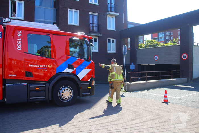 Brandlucht leidt tot grote brandweeractie