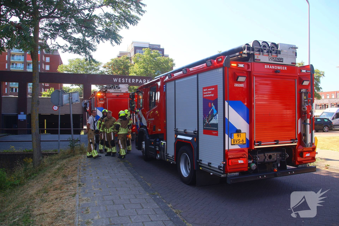 Brandlucht leidt tot grote brandweeractie