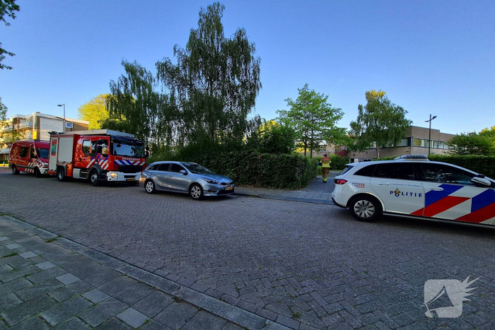 Brandweer assisteert politieagenten in kogelwerende vesten
