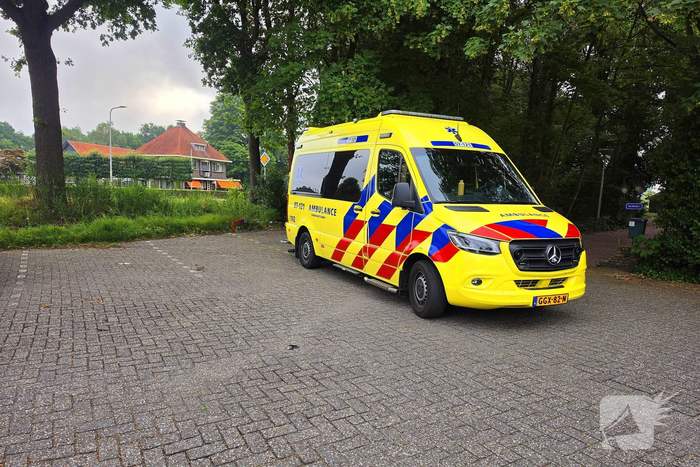Bestuurder na aanrijding naar tankstation gereden