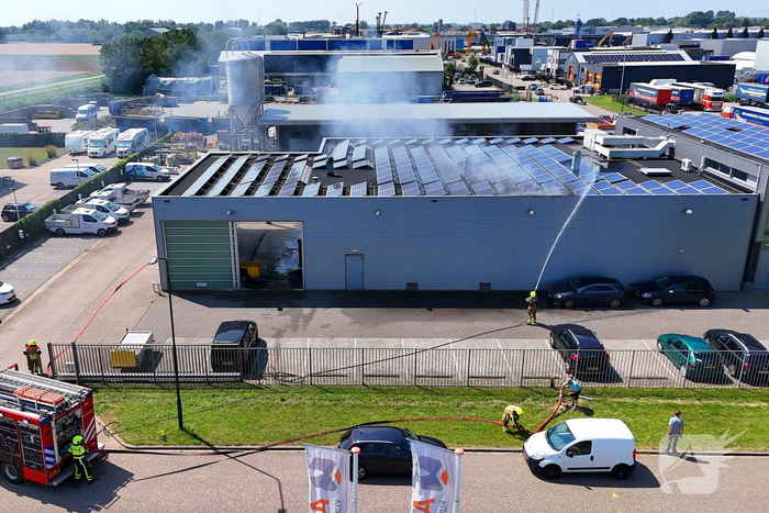 Zonnepanelen betrokken bij gebouwbrand