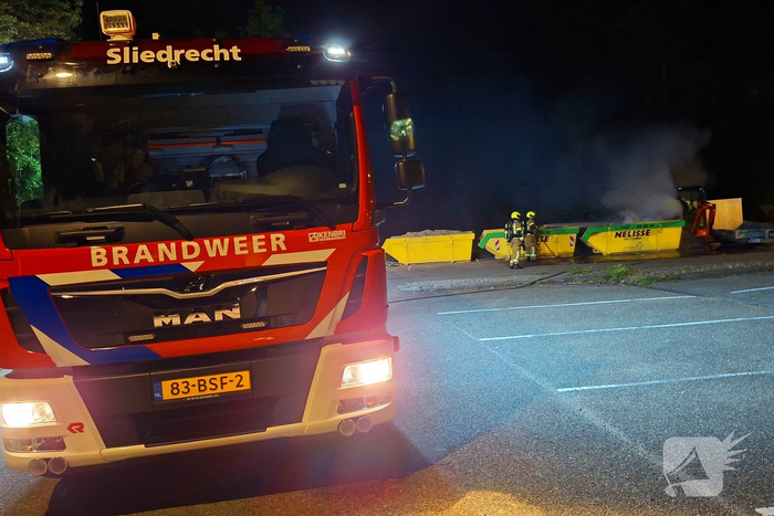Containerbrand veroorzaakt grote rookontwikkeling