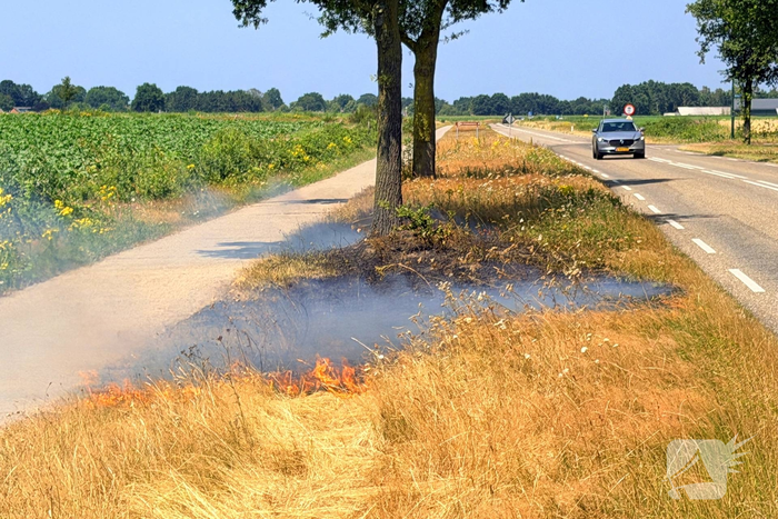 Brand in berm veroorzaakt alarmering