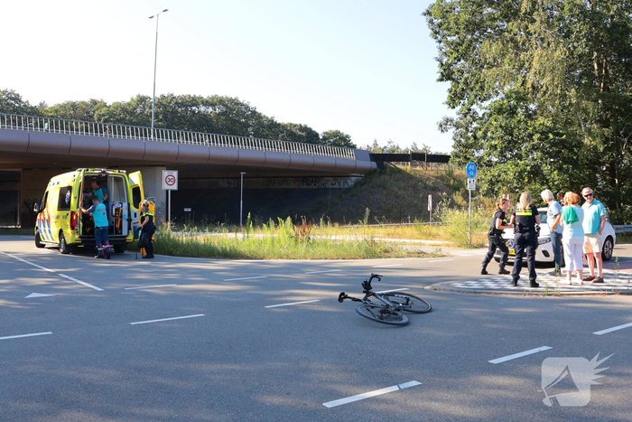 Wielrenner gewond bij aanrijding met auto